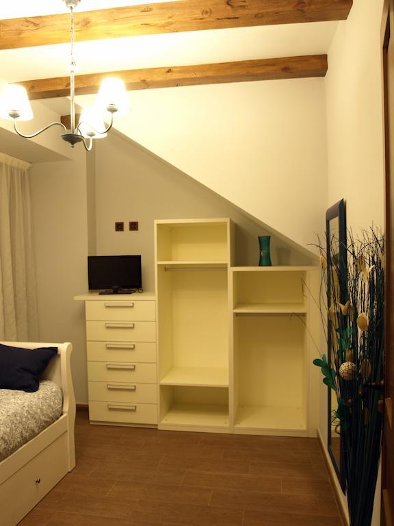 Apartamentos Rurales El Palomar Villar del Humo Oda fotoğraf